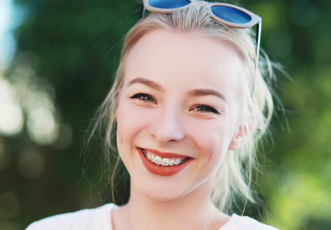 Metal Ceramic Clear Aligners Orthodontist In Grand Rapids And Greenville Mi